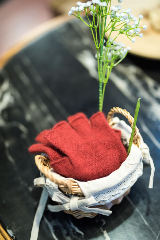 如他的双手温暖你 - 新西兰Comfort socks羊毛手套