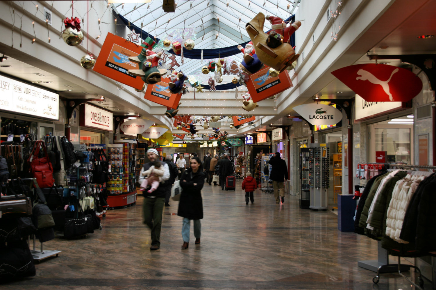 机场购物-奥地利-施韦夏特 机场购物-奥地利-施韦夏特