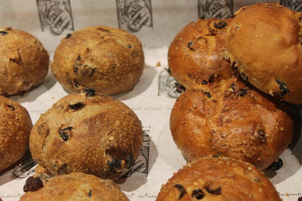 加拿大Loblaws蔓越莓菠萝包