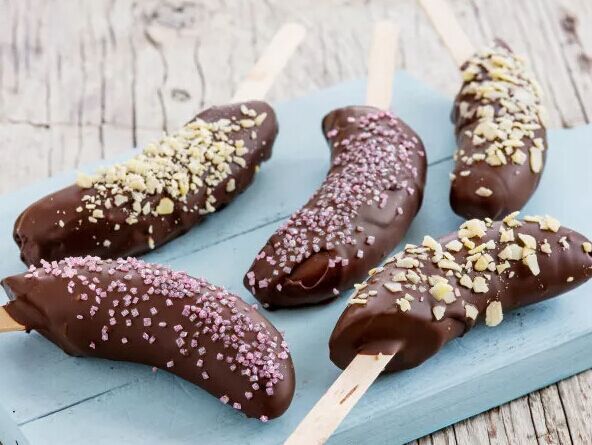 挪威meny现做巧克力香蕉酥皮蛋糕