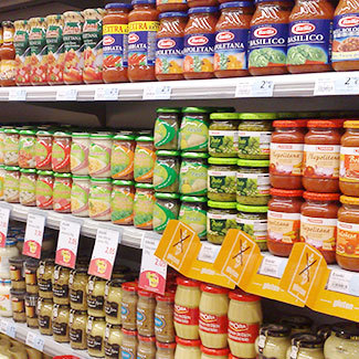 西班牙Caprabo食品货架