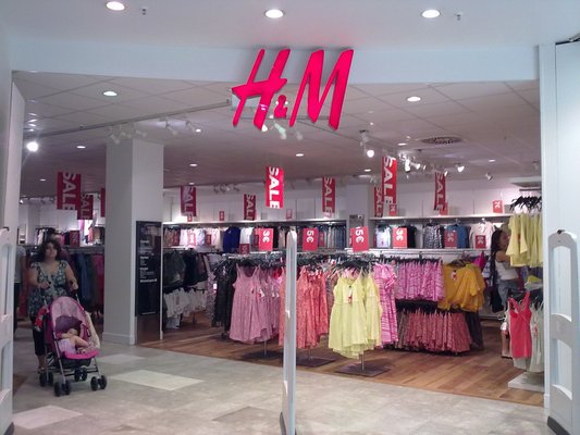 H & M Hennes & Mauritz GmbH