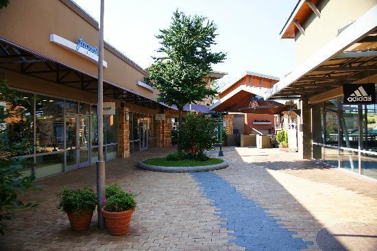 直销店购物中心-韩国-龙仁市 直销店购物中心-韩国-龙仁市