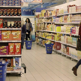 加亚新城Minipreço店内大厅