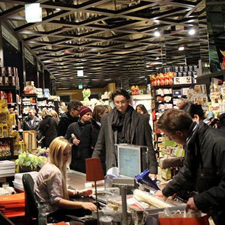 维也纳Donauzentrum收银台-奥地利维也纳瓦格拉梅尔街81 维也纳Donauzentrum收银台