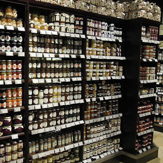 奥地利Donauzentrum食品货架