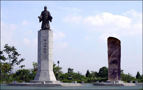 广场石雕-韩国-釜山广域市 广场石雕-韩国-釜山广域市