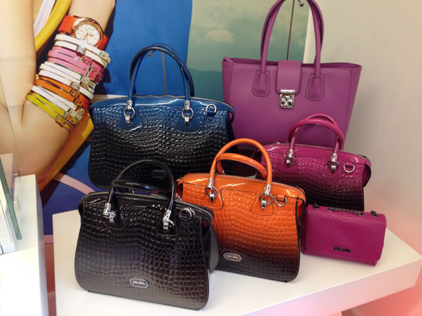 希腊特色folli follie黑色和紫色手提包-folli follie希腊塞萨洛尼基 希腊特色folli follie黑色和紫色手提包