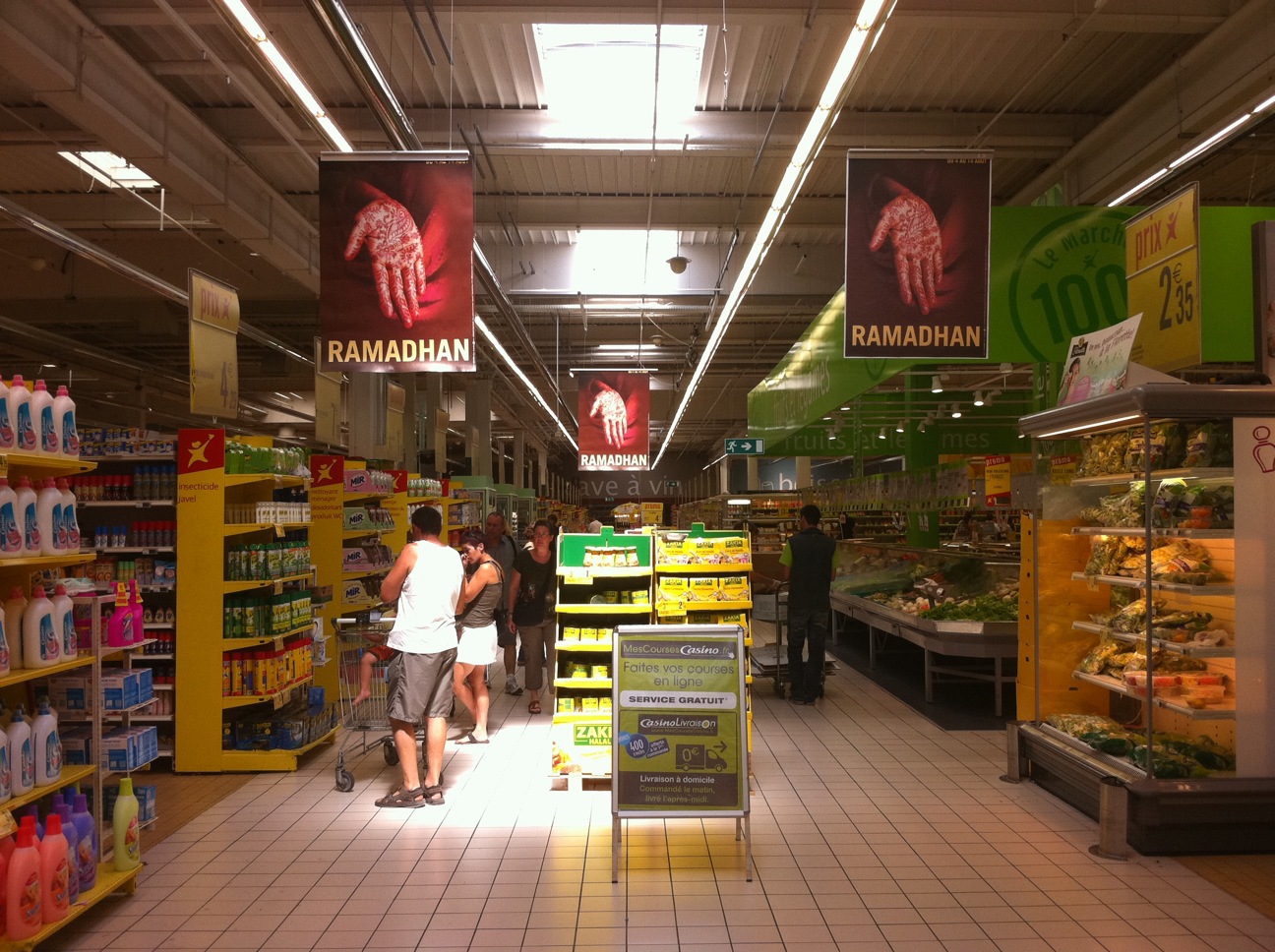 Casino门店内商品