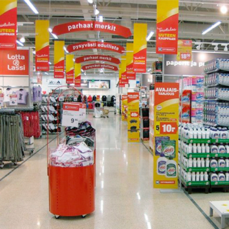 芬兰K-citymarket店内大厅