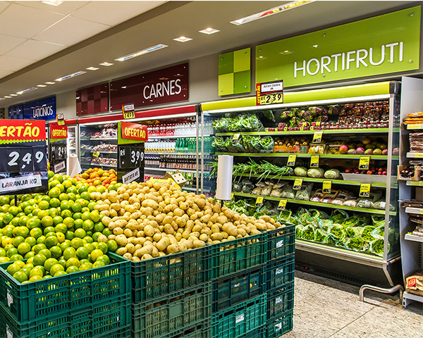 Dia Market门店内果蔬商品