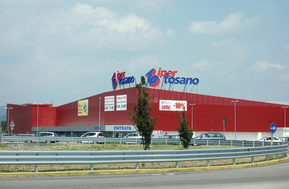 Iper Tosano远景实拍