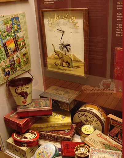 Cote D'Or巧克力门店货架