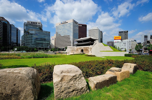 韩国高端饰品古美世家总店-首尔市中区南昌洞英昌大厦