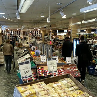 丹麦Irma Helsingør店内大厅