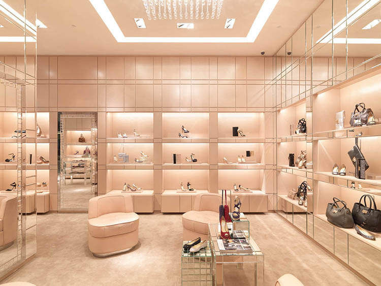 Jimmy Choo-美国-奥马哈 Jimmy Choo-美国-奥马哈