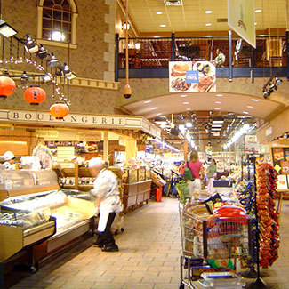 罗切斯特Wegmans店内大厅