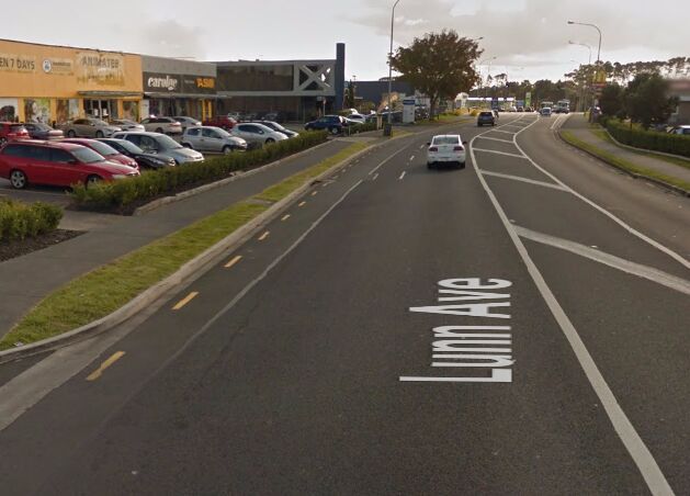 Farro门店街道67 Lunn Ave