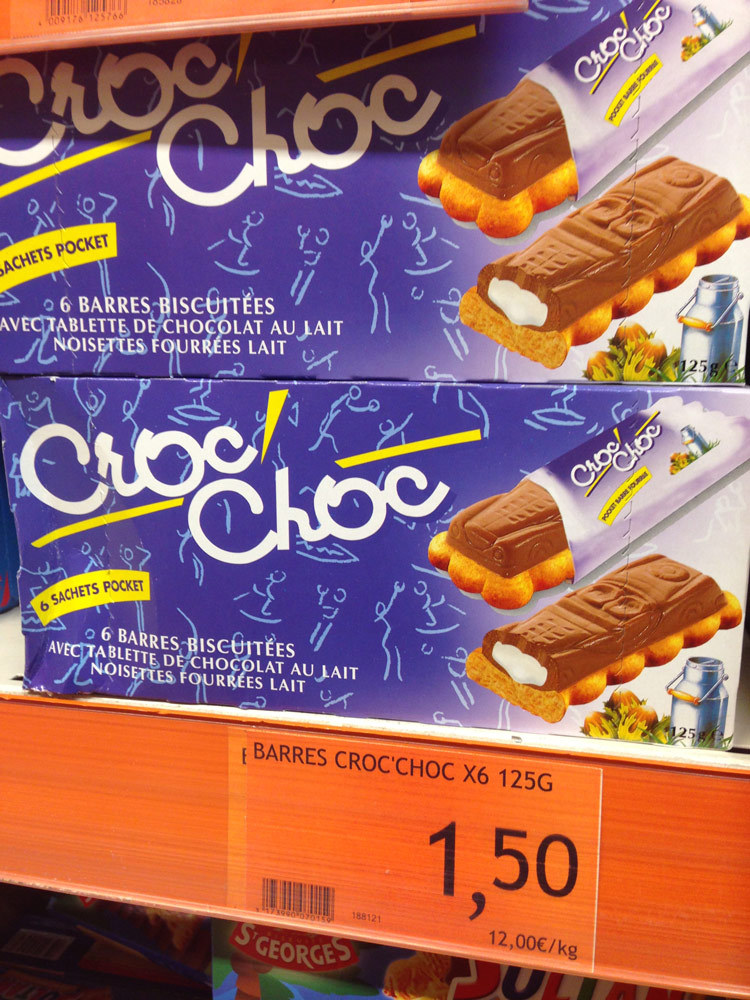crocchoc牛奶夹心饼干-CARREFOUR法国里昂 crocchoc牛奶夹心饼干