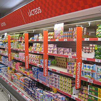 巴利亚多利德Dia Market食品货架