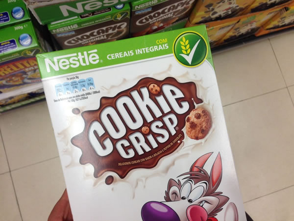 入驻葡萄牙超市的巧克力饼干-海外著名品牌Nestle