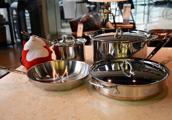 美国All-Clad锅具整体外观