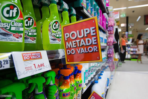 葡萄牙超市里的家居清洁品牌 Cif Easy Clean