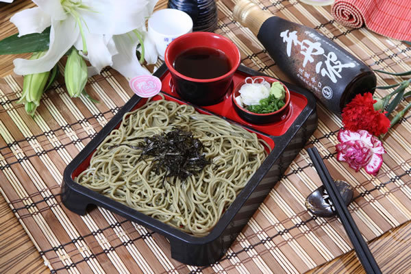 最具代表的日本料理之一荞麦面-发祥地长野县的户隐高原是著名的荞麦产地-日本-爱知县 最具代表的日本料理之一荞麦面-发祥地长野县的户隐高原是著名的荞麦产地-日本-爱知县