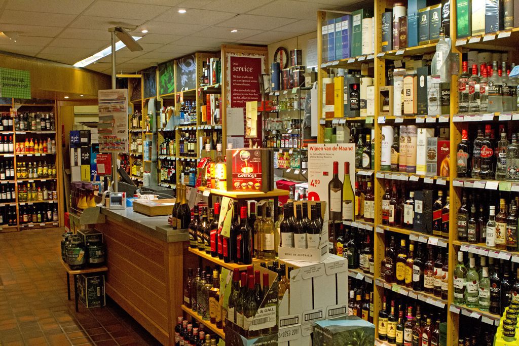 Gall & Gall门店内部商品-荷兰纽南埃因霍温霍格街区76 Gall & Gall门店内部商品