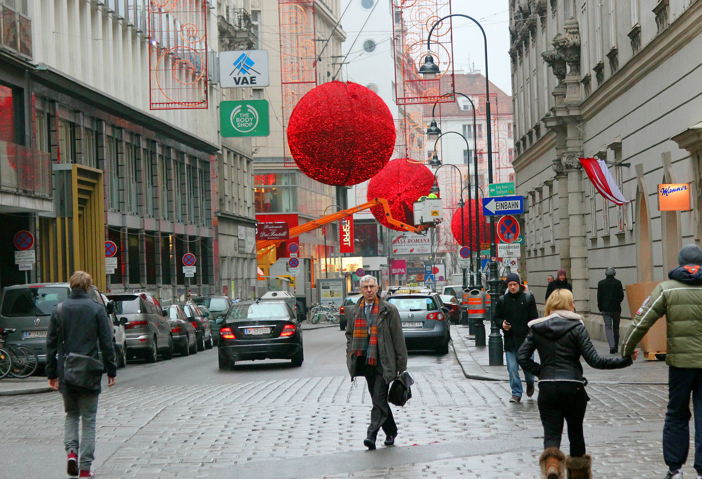 Donauzentrum门店所在街道-奥地利维也纳瓦格拉梅尔街81 Donauzentrum门店所在街道