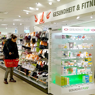 德国Rossmann店内大厅