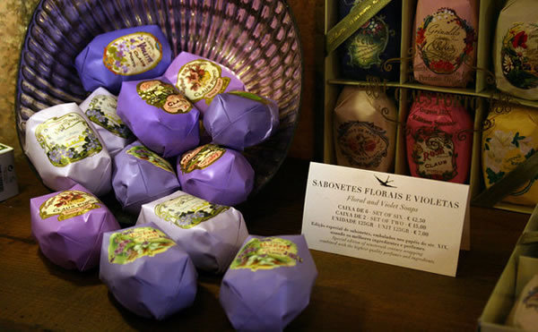 薰衣草香型手工皂SABONETES FLORAIS
