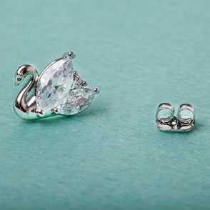 韩剧同款钻石天鹅耳钉-古美世家