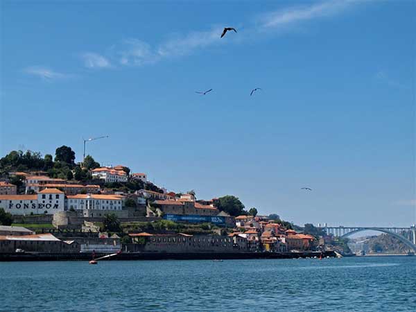 杜罗河谷-葡萄牙-加亚新城