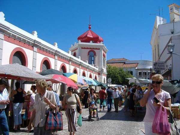 吉普赛市场-葡萄牙-洛莱