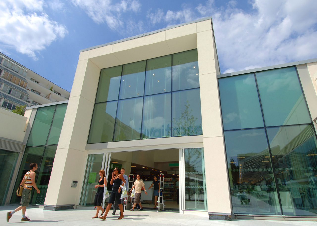 Waitrose正门入口