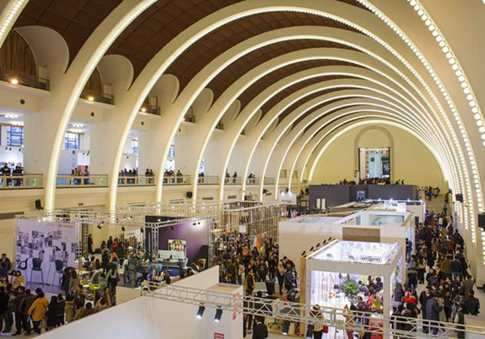 Harbor House门店内部展示