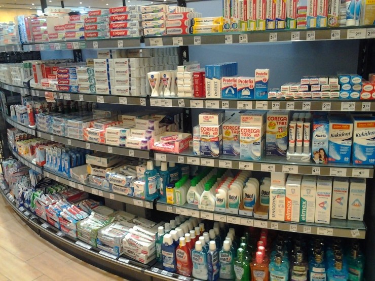 德国Edeka Brumbauer个护货架