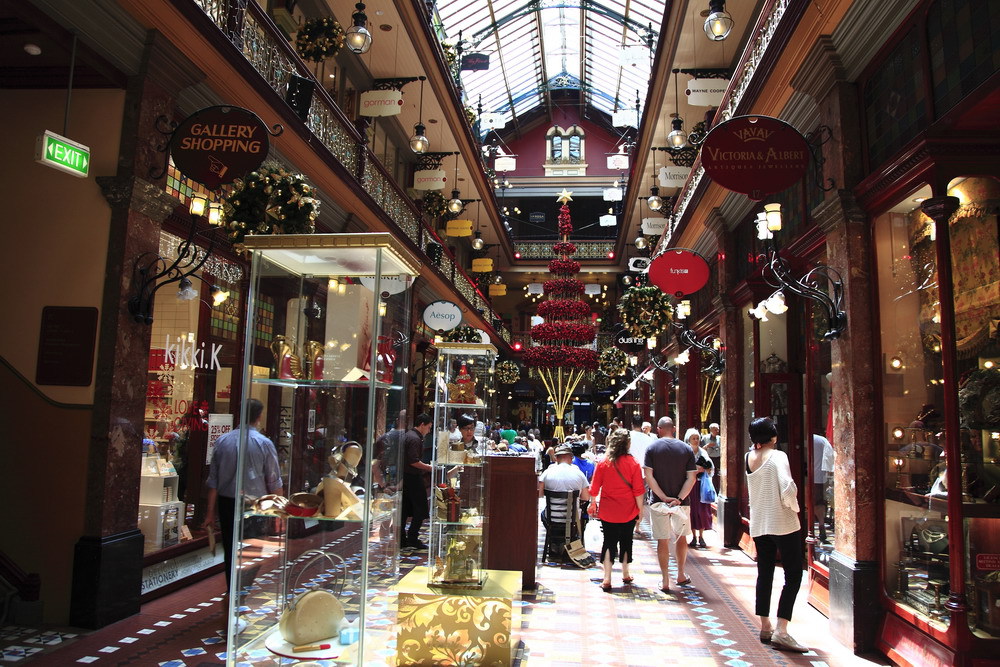 Comfort Socks下哈特旗舰店柜台展示