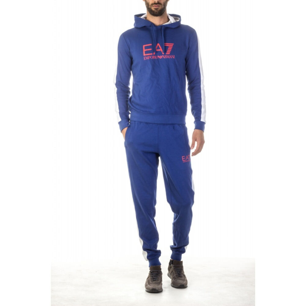 男士EMPORIOARMANI/阿玛尼蓝色休闲套装2761116P640100%棉蓝色3XL 男士EMPORIOARMANI/阿玛尼蓝色休闲套装2761116P640100%棉蓝色3XL