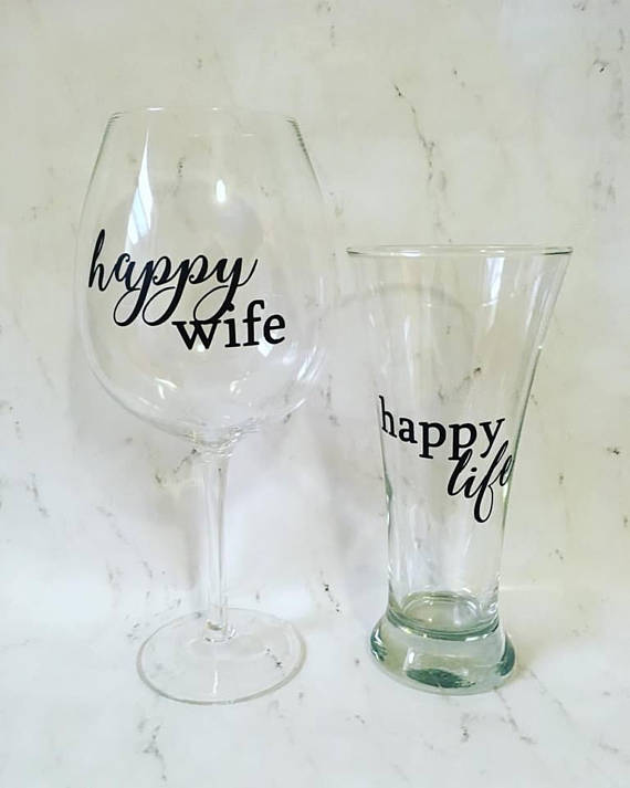 customsetof2xlwineandpilsnerglasses-"happywife,happylife&