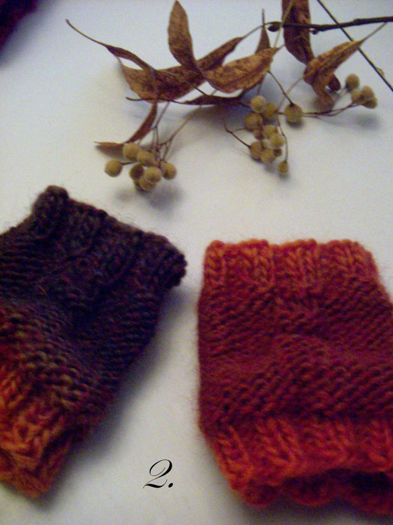 FLAME-WristwarmersCuffsWristlets,orangebrownWomensGirslBoyswarmsoftcozypurewoolaccessoriesHandknitted,HandmadeinFINLAND
