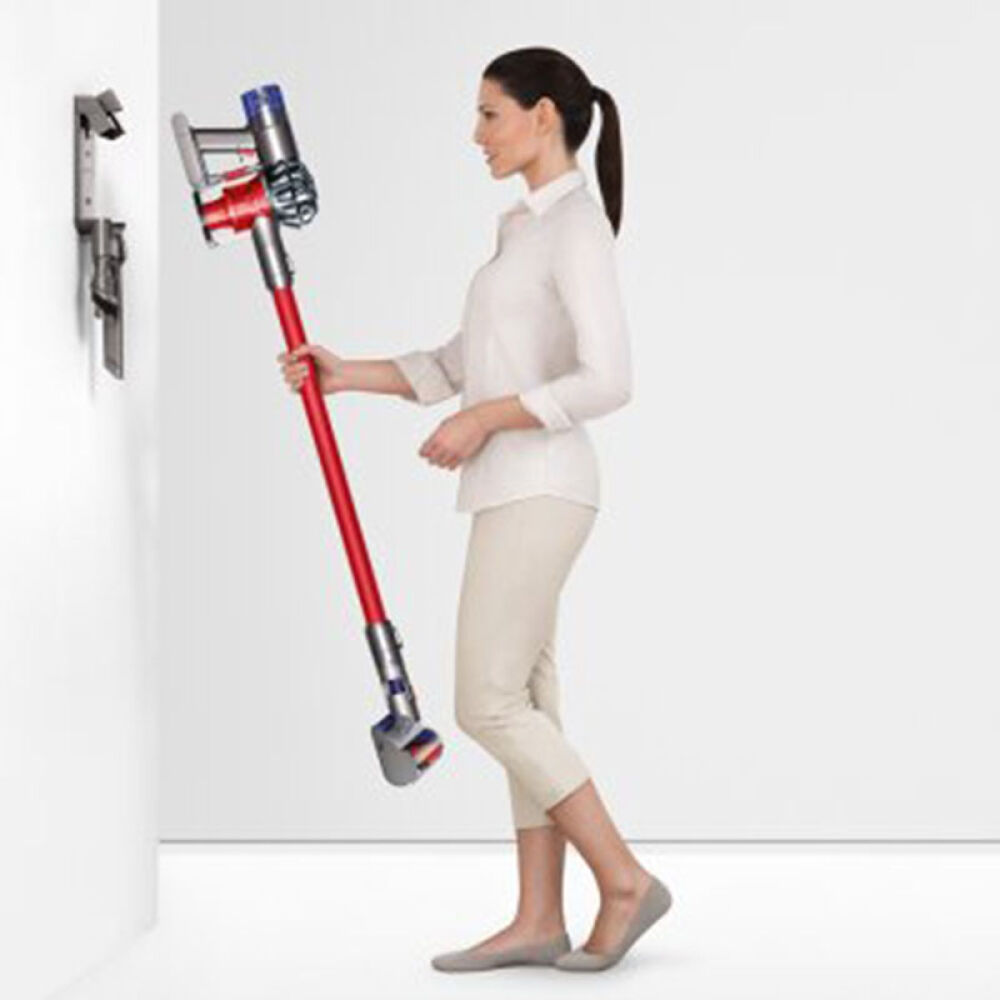 戴森Dyson家用手持式大功率充电式除螨吸力大小型无线吸尘器v6totalclean红色