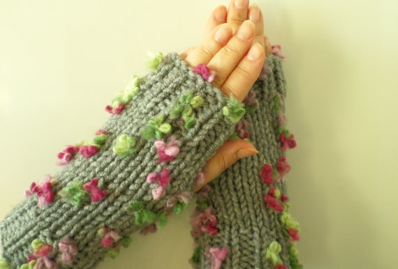 GreyChunkyMerinoArmWarmers.HandmadeSuperChunkyFingerlessGloves.WarmMittens.WomanGreyGloves.Grey