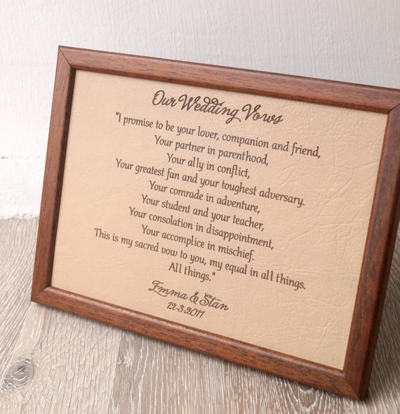 3rdweddinganniversarygift,leatheranniversarygiftidea,leather