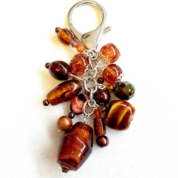 Bouquetofflowersinitialkeychain,flowerbouquetpendant,flowerbouquetcharm,personalizedkeyring,initialflowercharm,flowergift