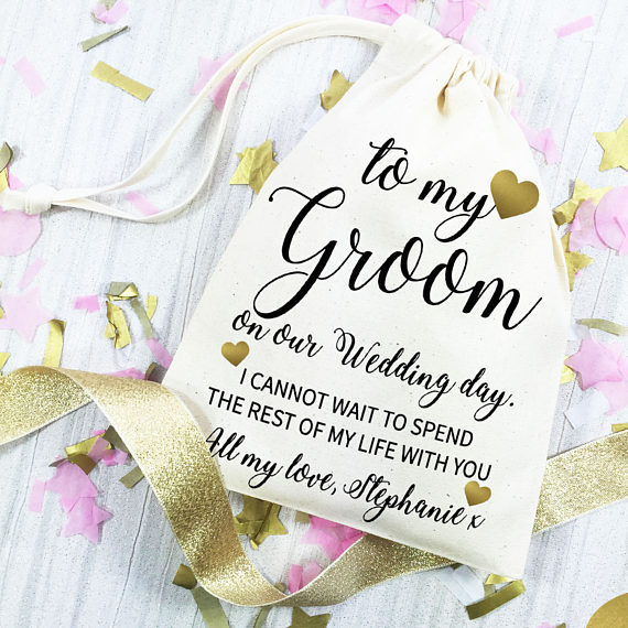 personalisedweddingmorningcottondrawstringbag.giftfromthebride.