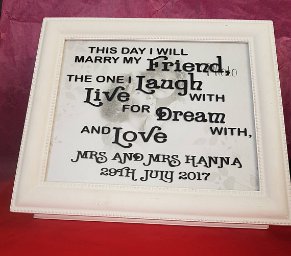 personalisedweddingkeepsakeboxandglassset