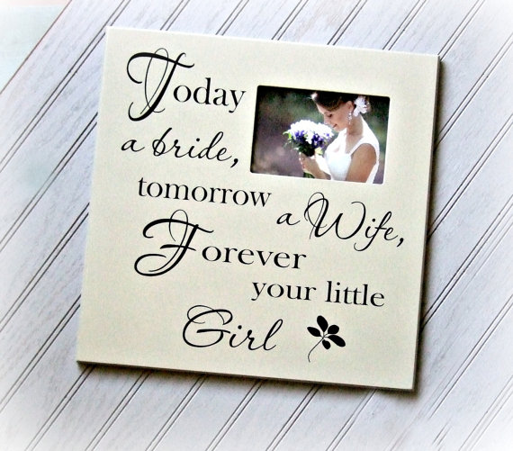 motherofthebridegift,giftideasforparentsofthebride,weddingframe