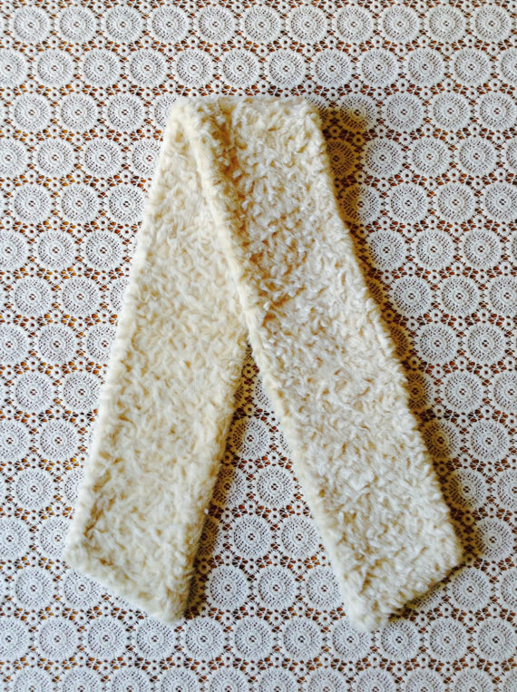 pennyblackfurstole/creamfurstole/vintagefurcollar/minimalistscarf pennyblackfurstole/creamfurstole/vintagefurcollar/minimalistscarf